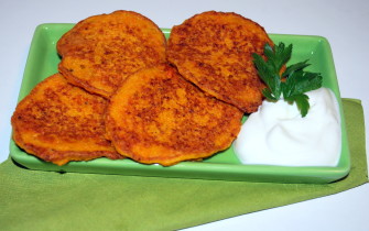 Placki marchewkowe z imbirem i curry