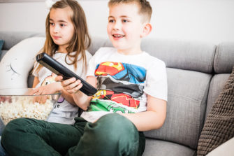 Konkurencja dla telewizji, czyli czym w domu zająć starsze dziecko?